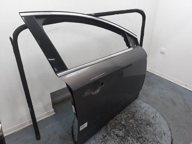 Drzwi przednie prawe 1778161 FORD