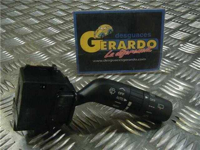 Przełącznik zespolony, w komplecie 17D682 MAZDA