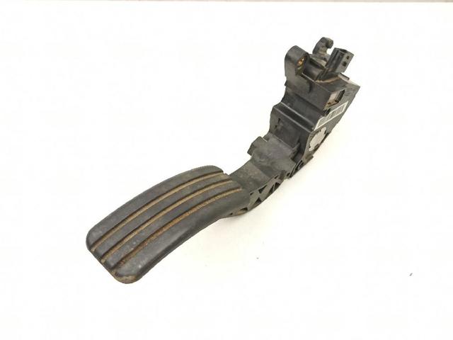 Pedał przyspieszenia (gazu) 180020022R RENAULT