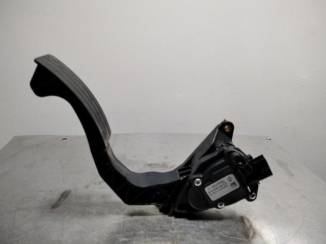 Pedał przyspieszenia (gazu) 180022703R RENAULT