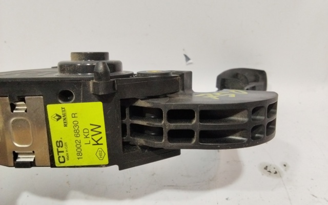 Pedał przyspieszenia (gazu) 180026830R RENAULT