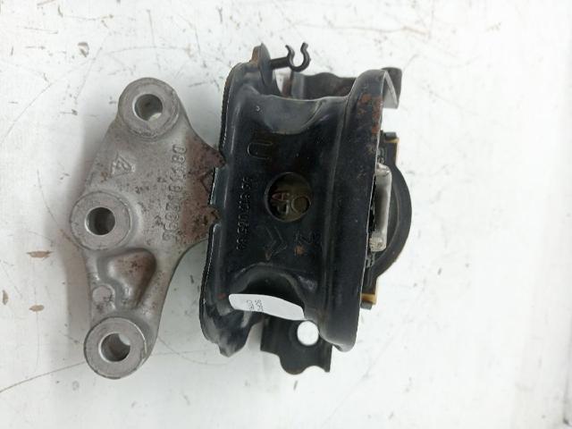 Poduszka (podpora) silnika prawa 1807GW PEUGEOT