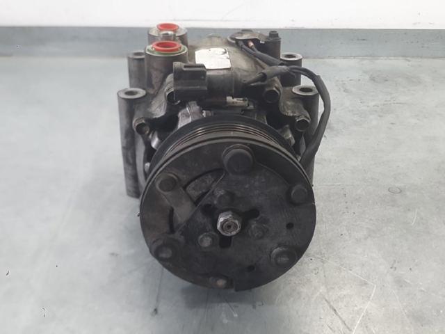 1828202 Ford
