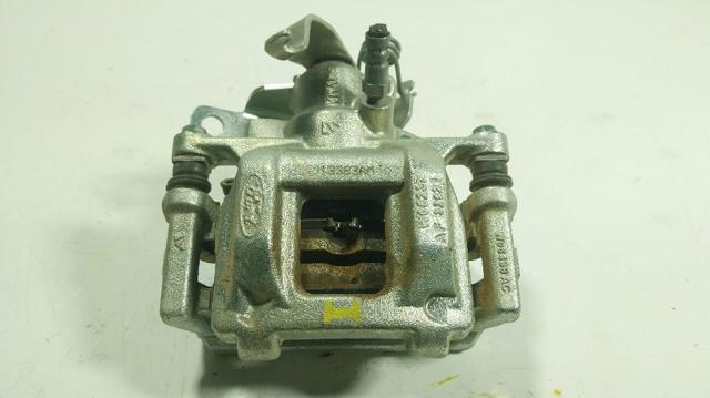 1843325 Ford