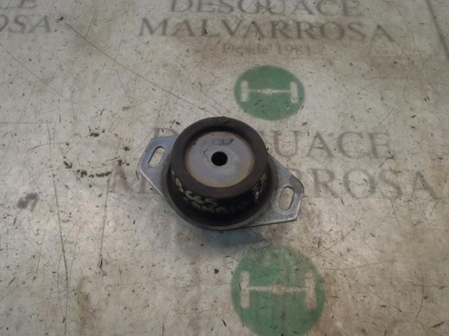 Poduszka (podpora) silnika lewa 184468 PEUGEOT