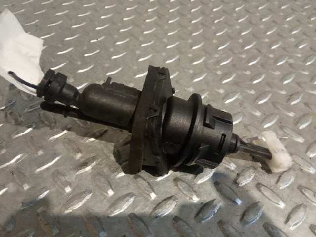 Cylinder sprzęgła Volvo XC40