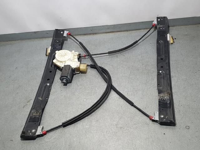 Mechanizm podnoszenia szyby drzwi przednich prawych 1881247 FORD