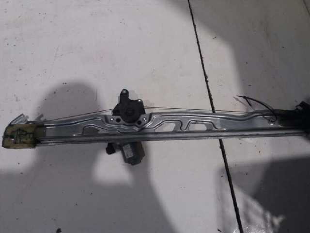 Mechanizm podnoszenia szyby drzwi przednich prawych 1883671 FORD