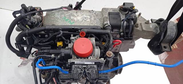 Silnik w komplecie 188A4000 FIAT
