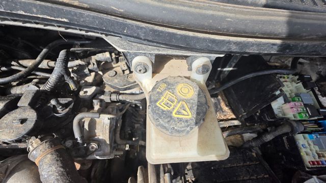 Kupić Zbiorniczek głównego cylindra hamulcowego (płynu hamulcowego) Ford Kuga II CBS w dobrej cenie