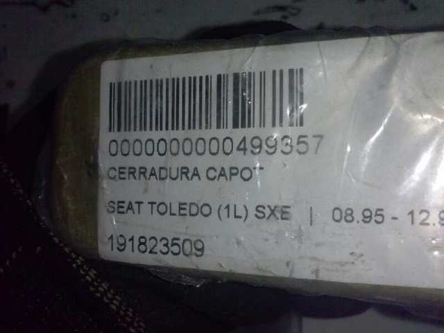 Zamek maski Seat Toledo 1 1L