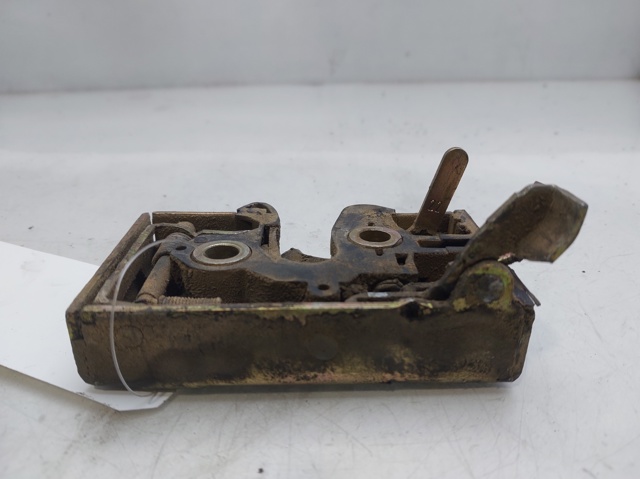 Zamek drzwi przednich lewych 191837015 VAG