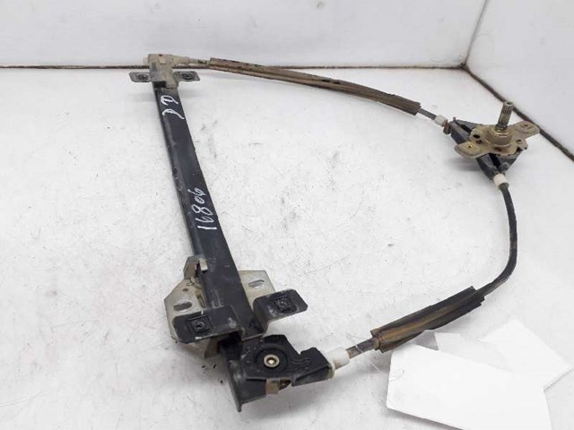 Mechanizm podnoszenia szyby drzwi przednich prawych 191837402 VAG