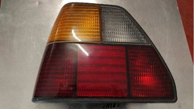 Lampa zespolona tylna lewa 191945111C VAG