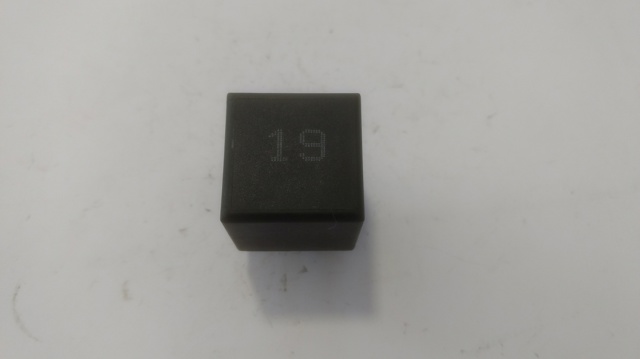 Przekaźnik sterownika wycieraczek 191955531 VAG