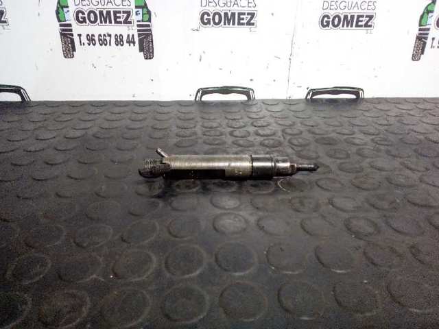 Dysza spryskiwacza szyby przedniej 191955985A VAG