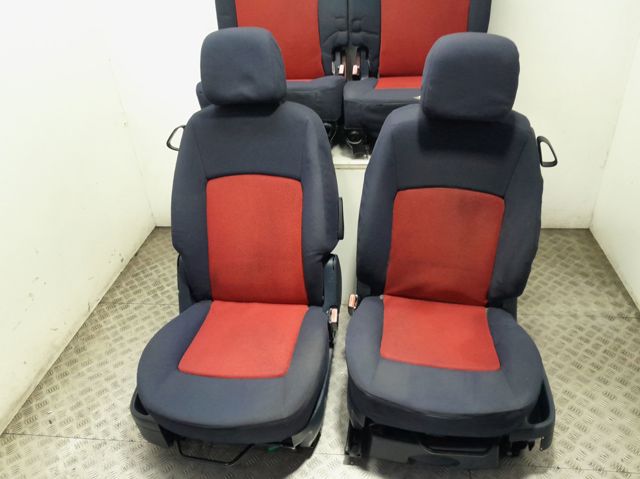 Rozpylacz wtrysku diesla Peugeot Partner 1 5F