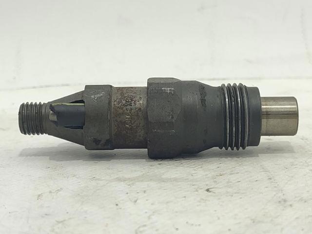 Wtryskiwacz paliwa 198496 PEUGEOT