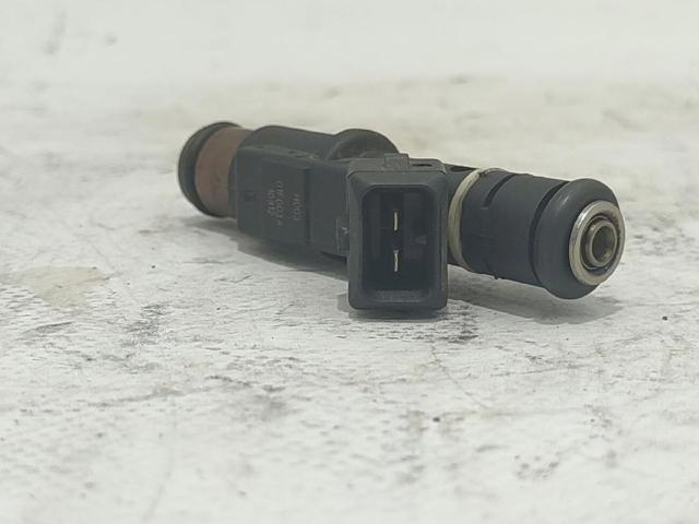 Wtryskiwacz paliwa 1984E2 PEUGEOT