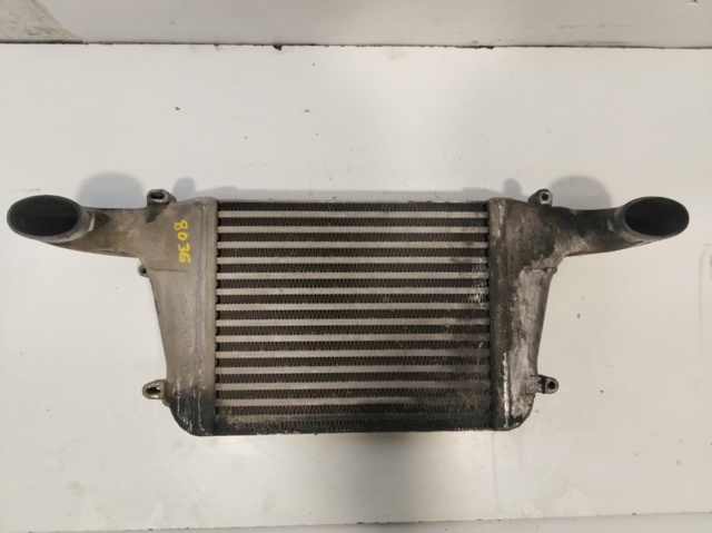 Chłodnica intercoolera 19879005 NISSAN