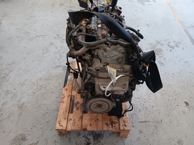 Silnik w komplecie 199A3000 FIAT