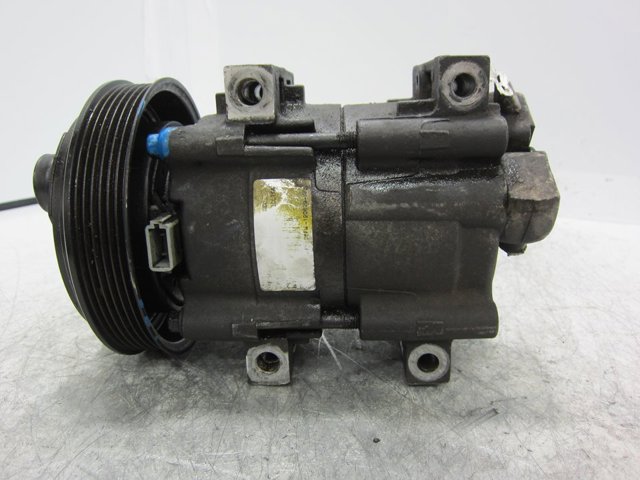 Sprężarka klimatyzacji 19D629 FORD