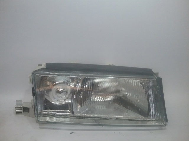 Reflektor prawy 1AJ246003201 VAG