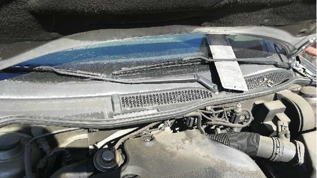 Silniczek wycieraczki szyby przedniej 1C0955119 VAG