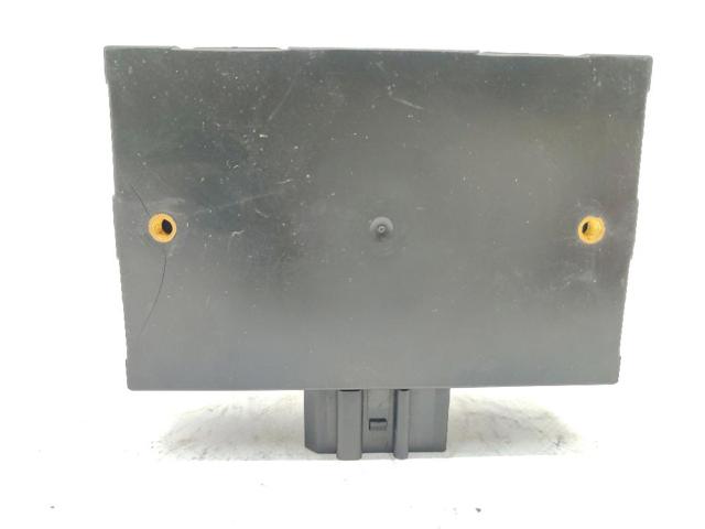 Blok komfortu Volkswagen Passat 3B3