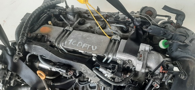 Silnik w komplecie 1CDFTV TOYOTA