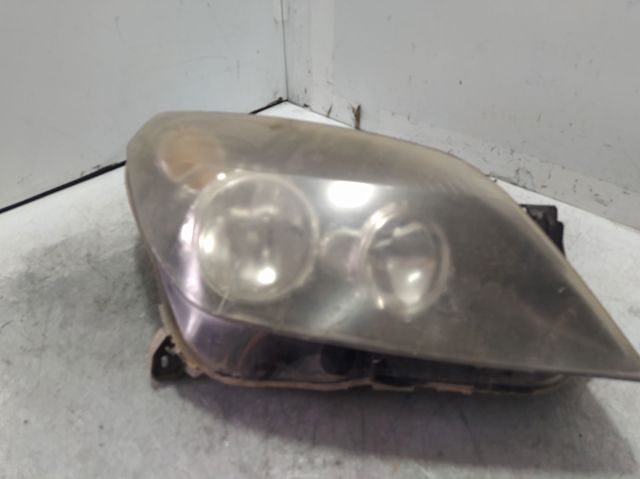 Reflektor prawy 1EG27037002 OPEL