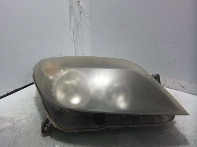 Reflektor prawy 1EG27037002 OPEL