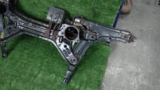 Korpus osi przedniej Volkswagen Polo 3 6KV2