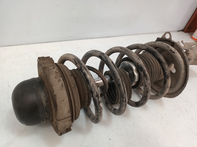 Amortyzator przedni 1H0413031Q VAG