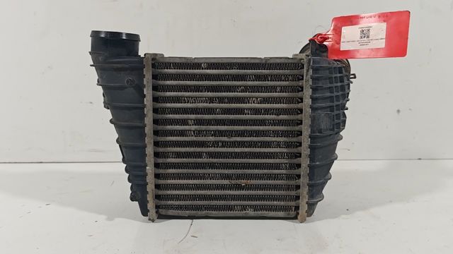 Chłodnica intercoolera 1J0145803F VAG