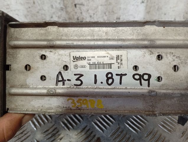 Chłodnica intercoolera 1J0145803G VAG