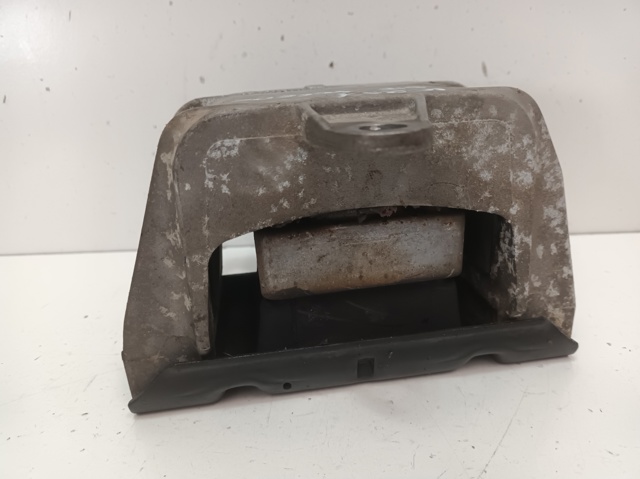 Poduszka (podpora) silnika lewa 1J0199555AJ VAG