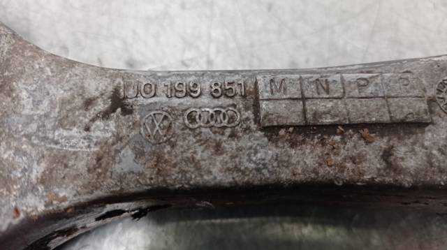 Poduszka (podpora) silnika tylna 1J0199851 VAG