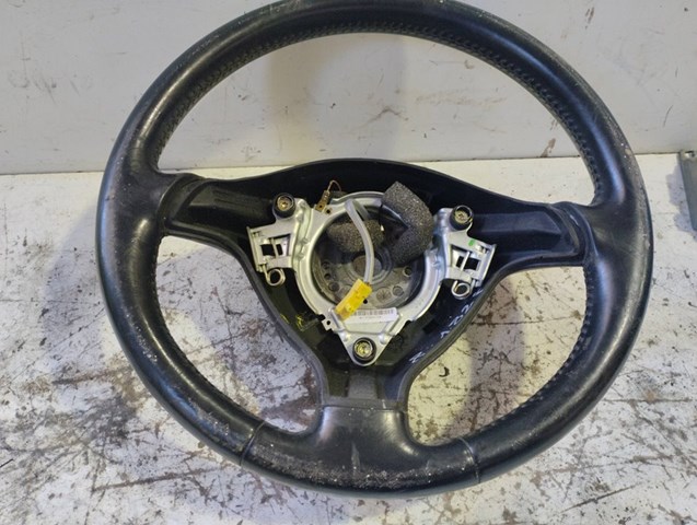 Kierownica Volkswagen Passat 3B3