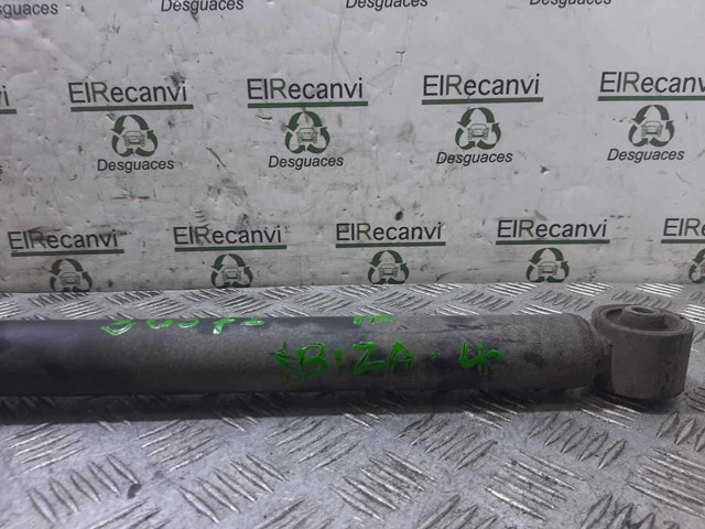 Pokrywa poduszki amortyzatora tylnego Seat Leon 4 KL8, KLD