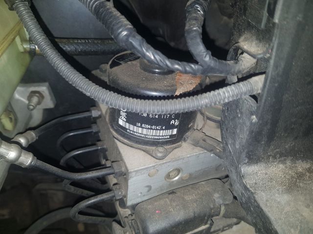 Sterownik ABS  hydrauliczny 1J0614117C VAG
