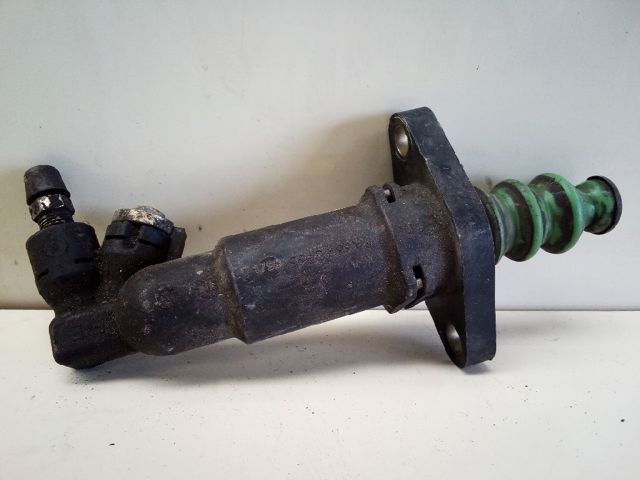 Cylinder roboczy sprzęgła 1J0721261D VAG