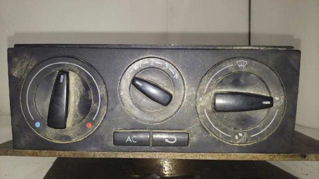 Sterownik trybów ogrzewania/klimatyzacji 1J0820045F VAG