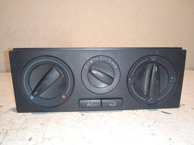 Sterownik trybów ogrzewania/klimatyzacji 1J0820045F VAG