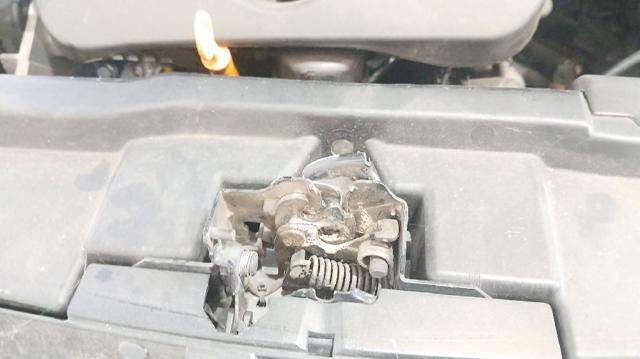 Zamek maski 1J0823509E VAG