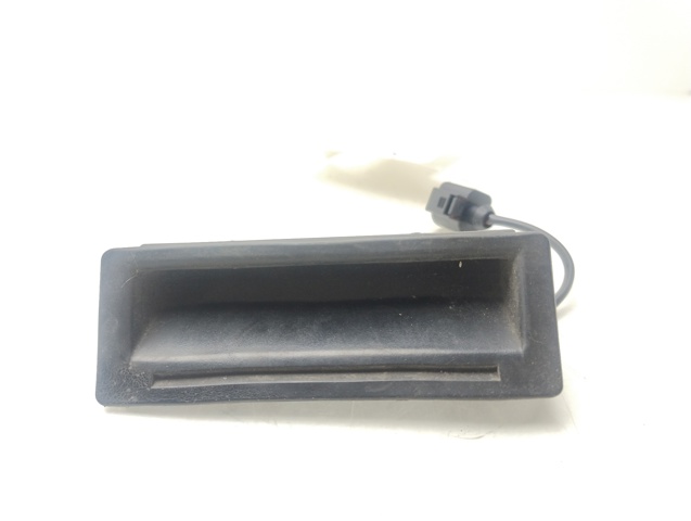 1J0827566L Porsche