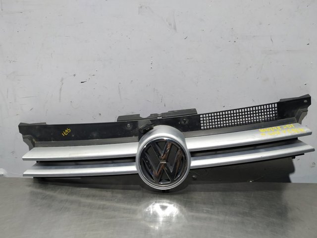 Atrapa chłodnicy 1J0853655 VAG