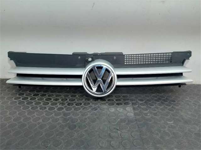 Atrapa chłodnicy 1J0853655G VAG