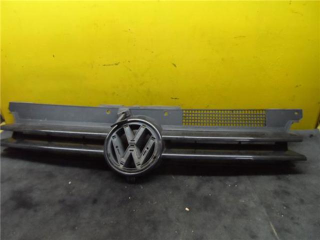 Atrapa chłodnicy 1J0853655G01C VAG