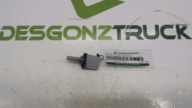 Czujnik temperatury płynu chłodzącego (włączenia wentylatora chłodnicy) 1J0907543B VAG